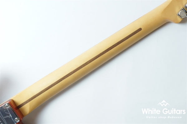 Player Plus Nashville Telecaster - Aged Candy Apple Red